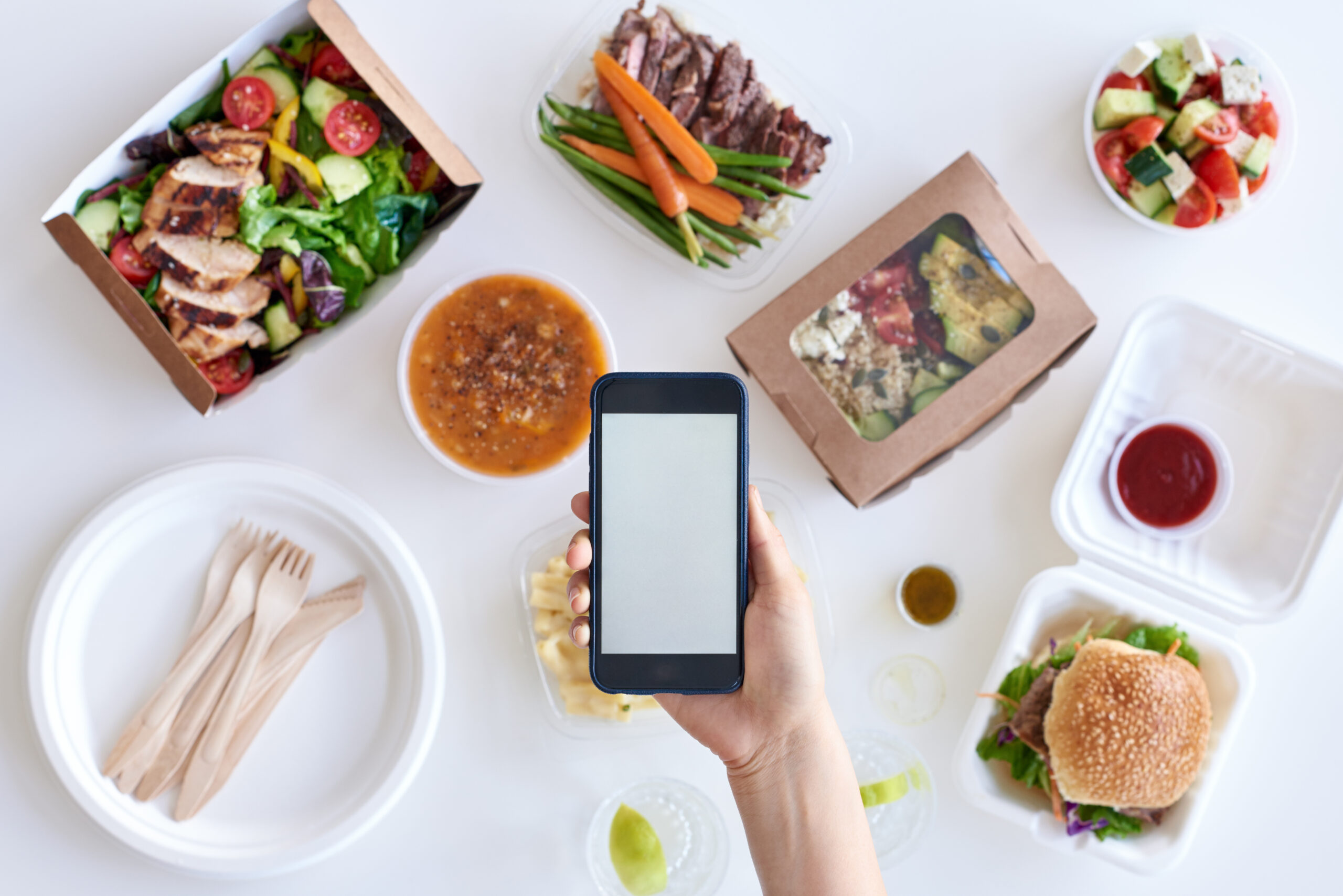 Read more about the article The apps & websites for food delivery in Geneva